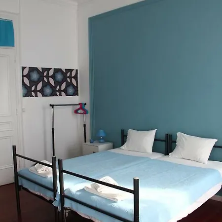 1Ofushostel B&B * Ponta Delgada
